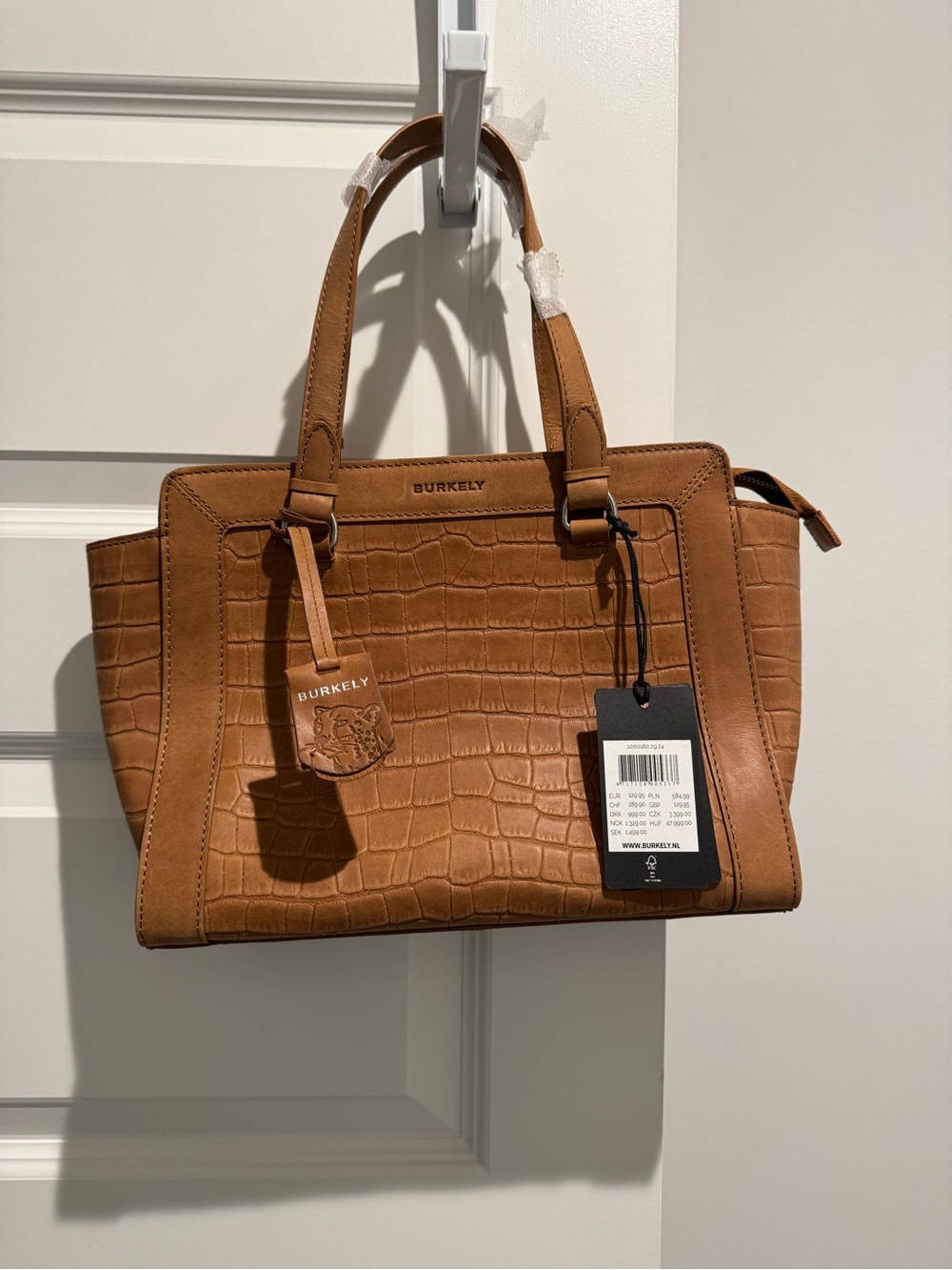 Burkely Icon Ivy Handbag in Cognac NWT